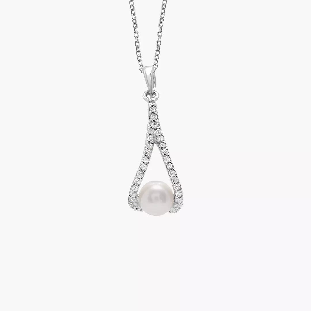 Claw Pearl Necklace