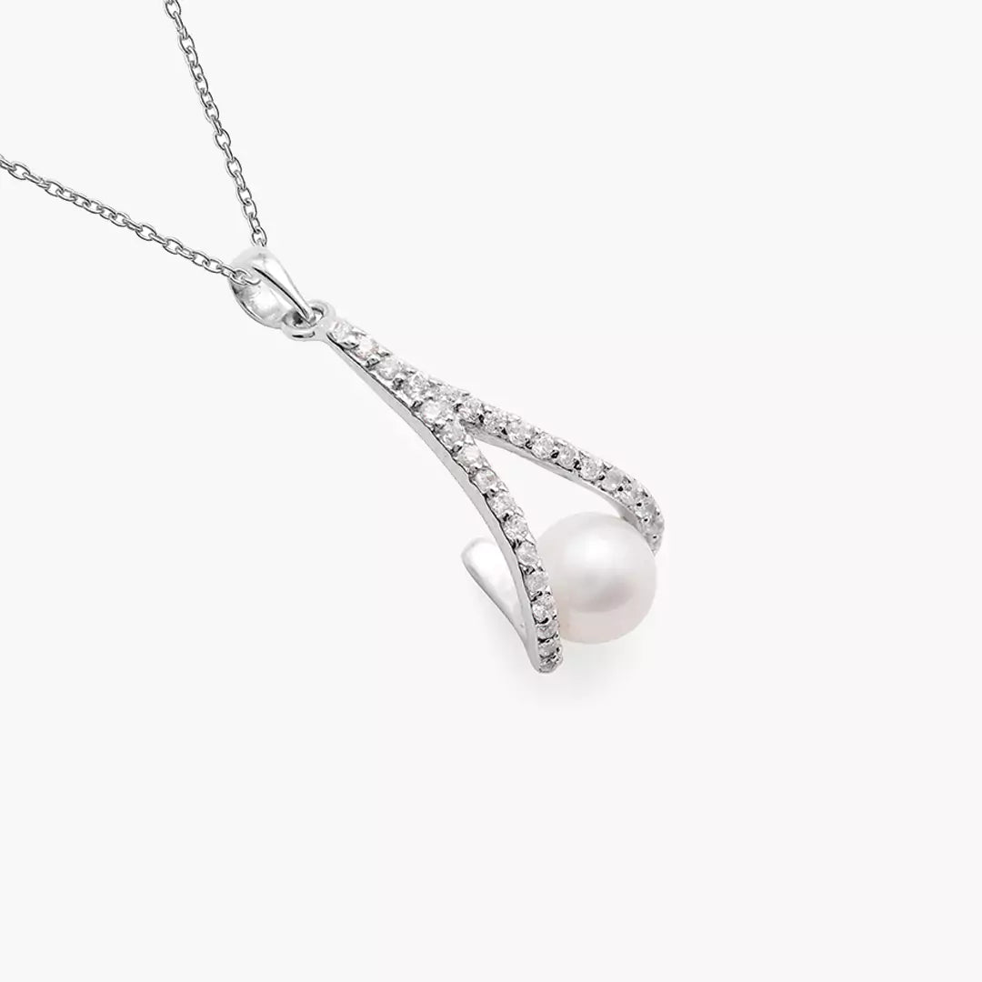 Claw Pearl Necklace