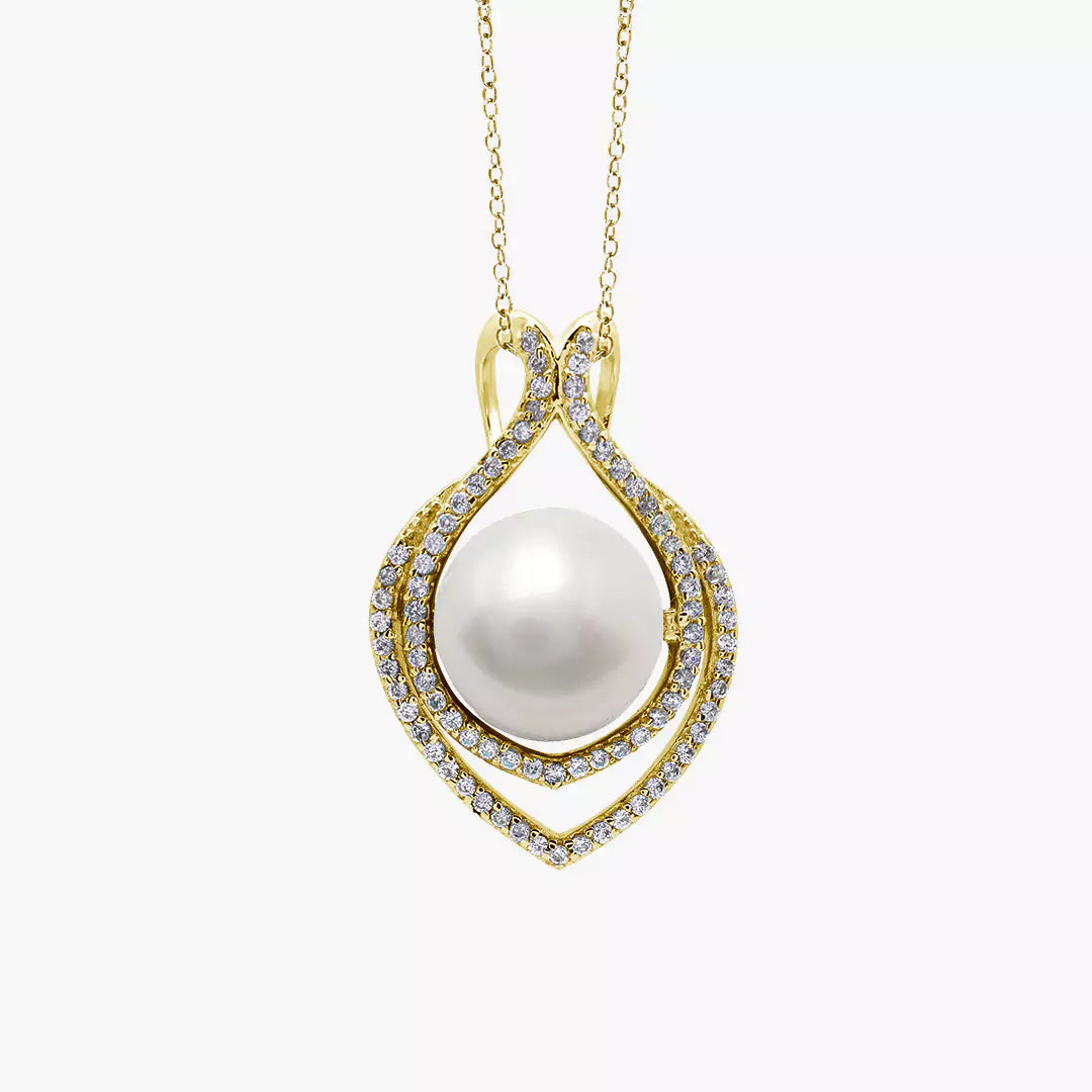 Fish Pearl Necklace