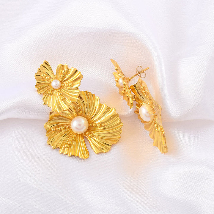 Floret Golden Earrings