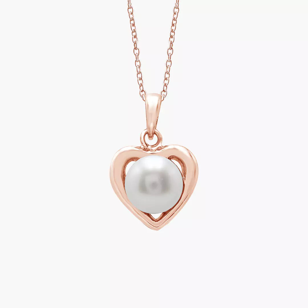 Hearty Pearl Necklace
