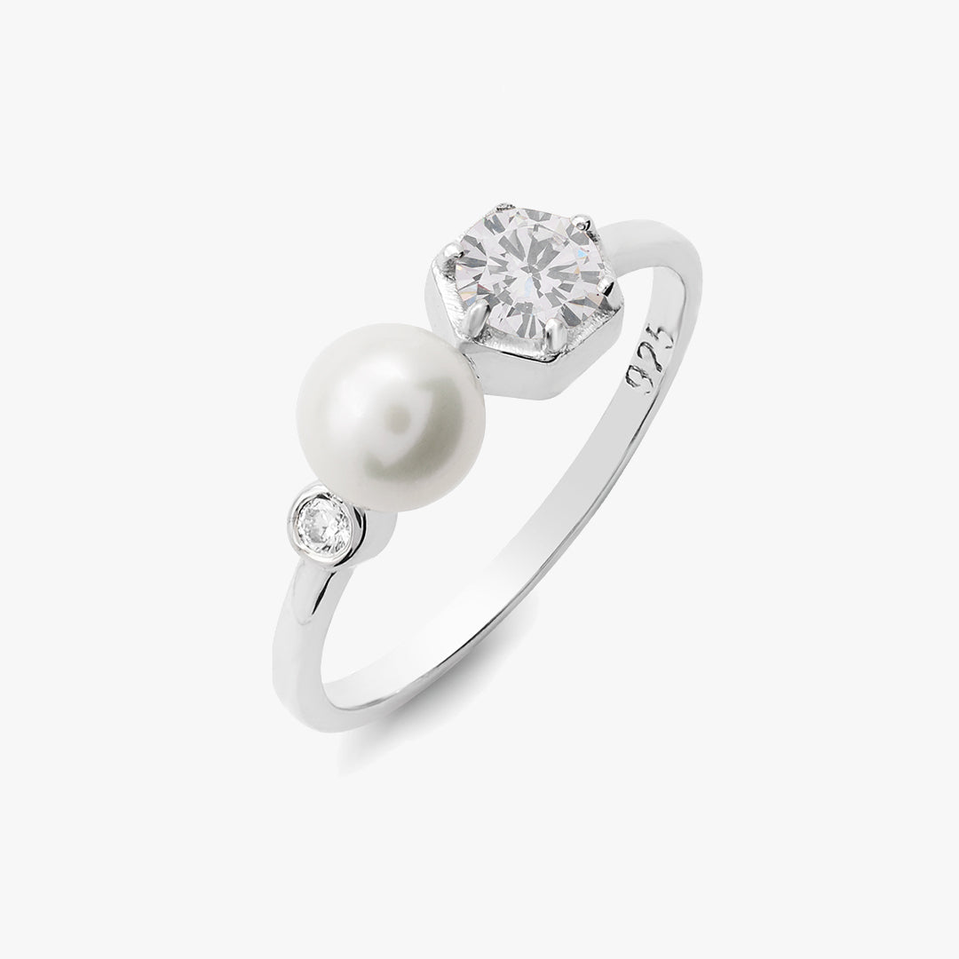 Hexa Diamond Pearl Ring