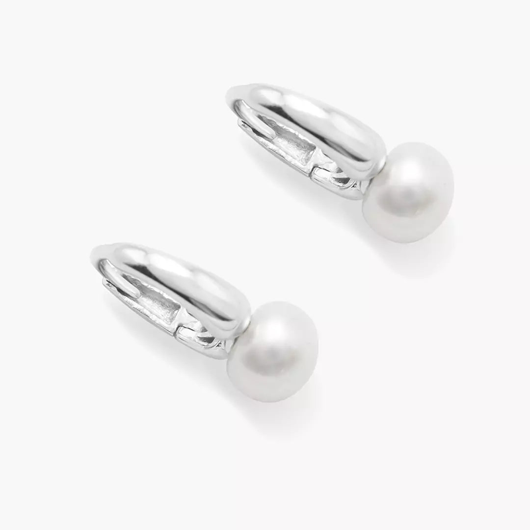 Minimal Pearl Huggies