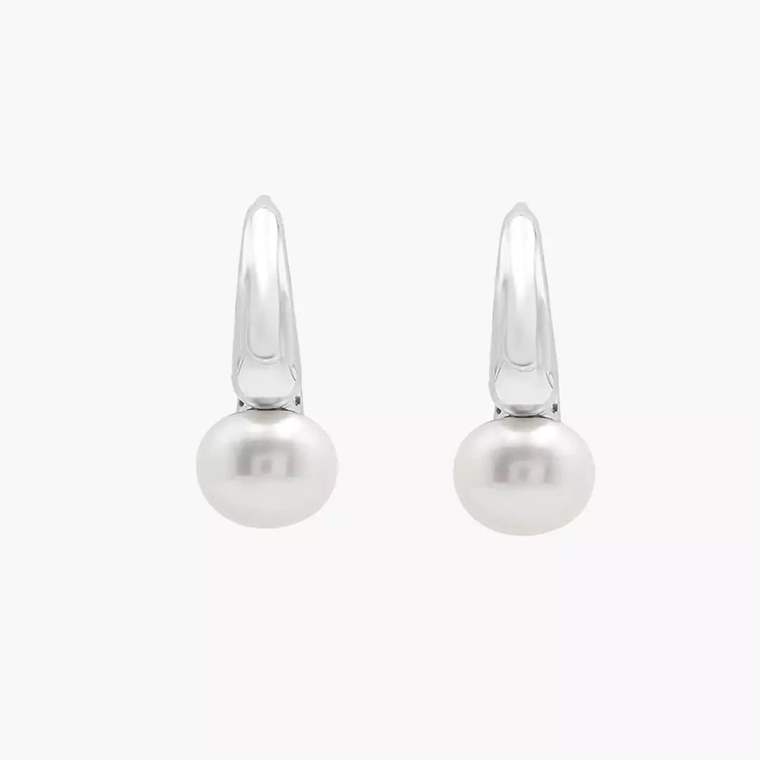 Minimal Pearl Huggies