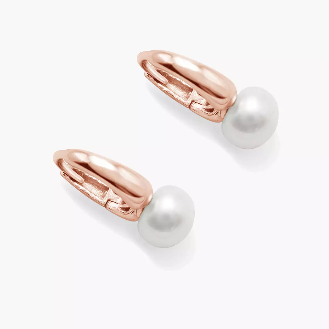 Minimal Pearl Huggies