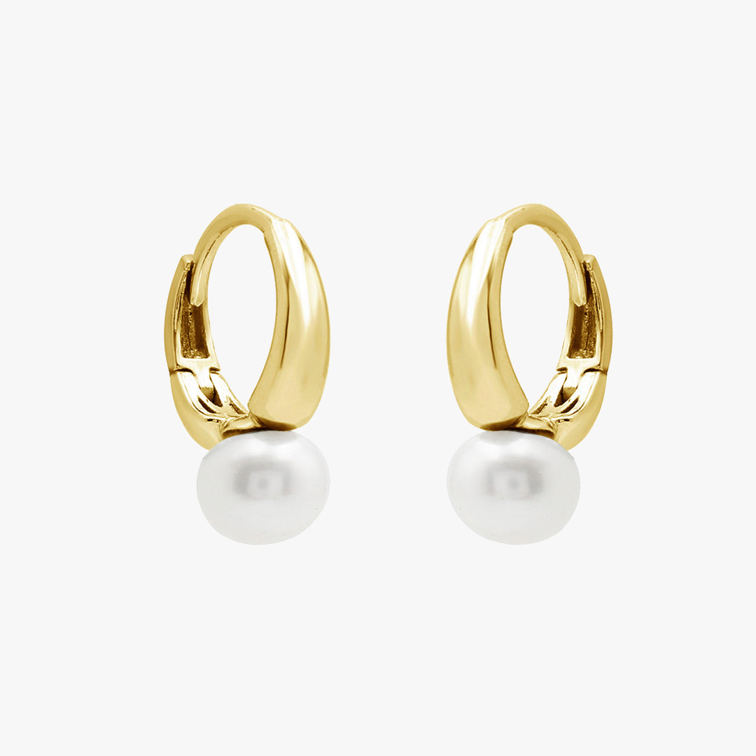 Minimal Pearl Huggies