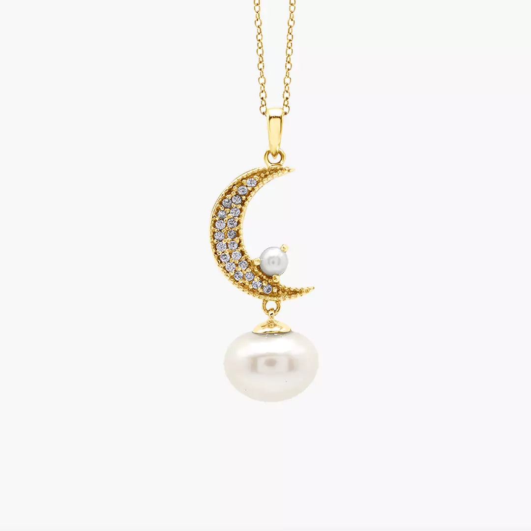 Moonlit Pearl Necklace