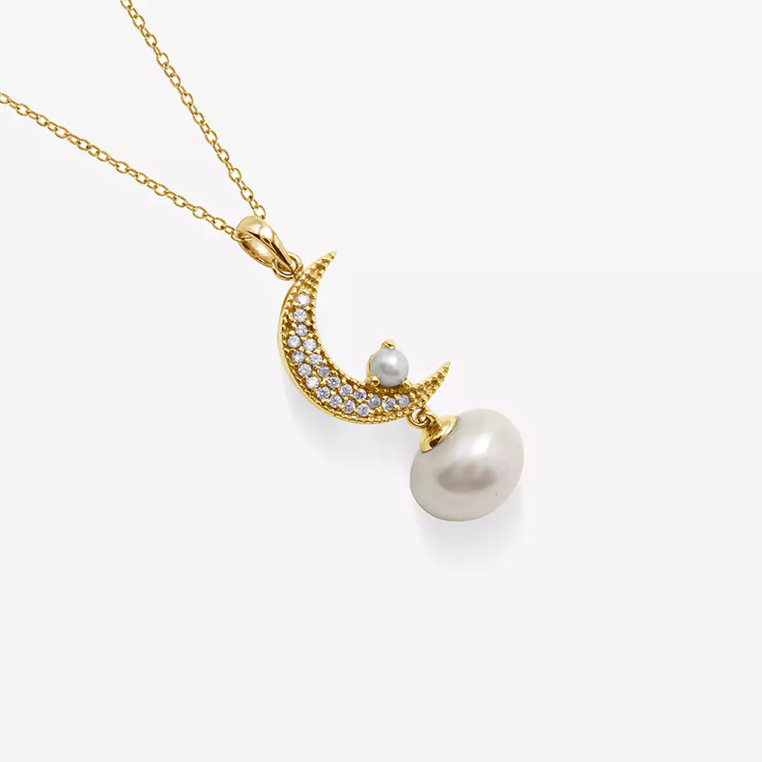 Moonlit Pearl Necklace