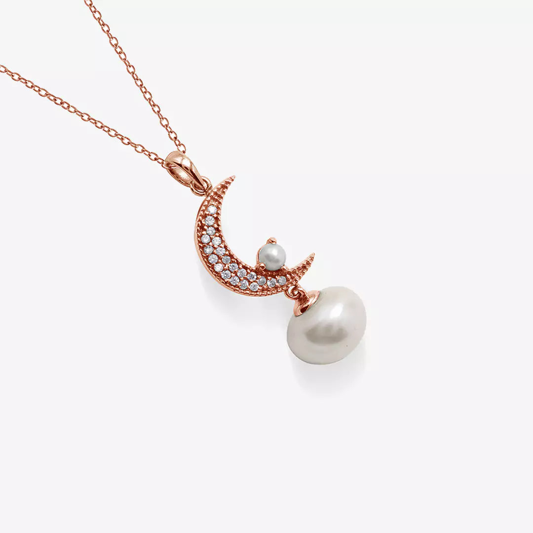 Moonlit Pearl Necklace