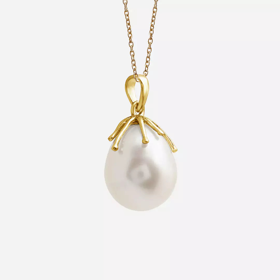 Raindrop Pearl Necklace