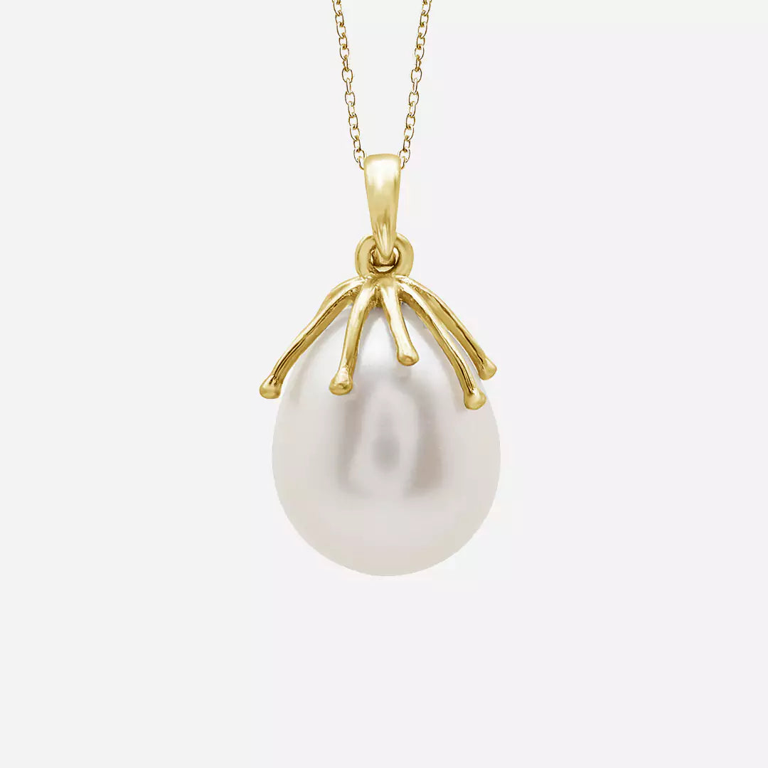 Raindrop Pearl Necklace