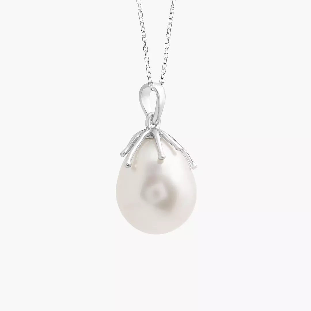 Raindrop Pearl Necklace