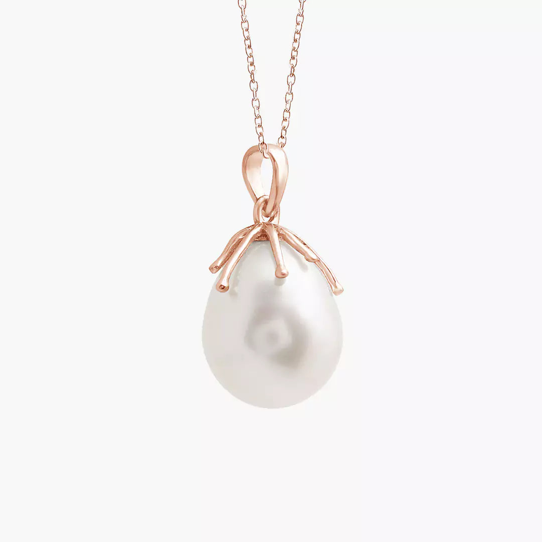 Raindrop Pearl Necklace