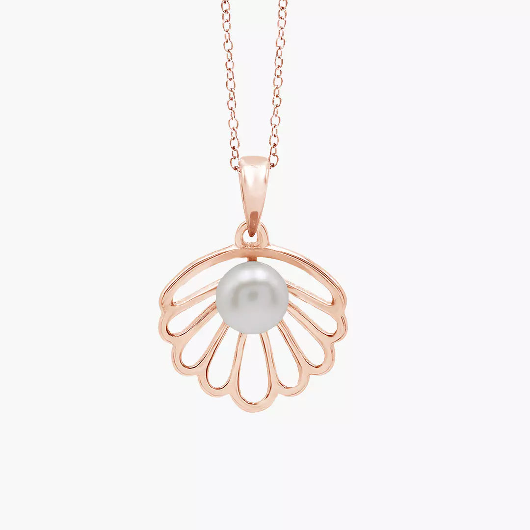 Seashell Pearl Necklace