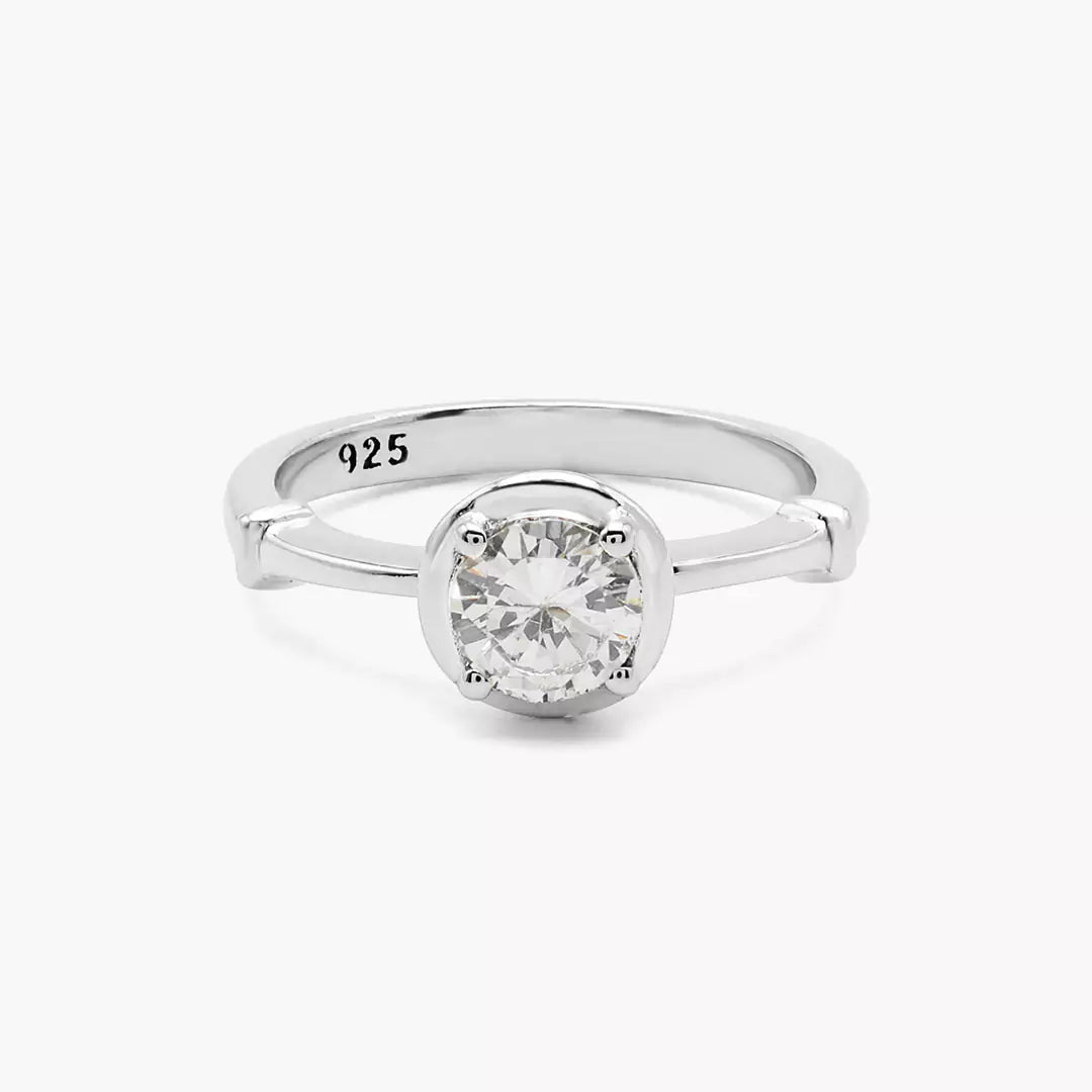 Simple Solitaire Ring