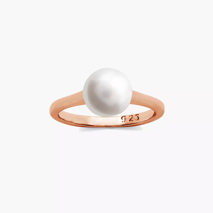 Sleek Pearl Ring