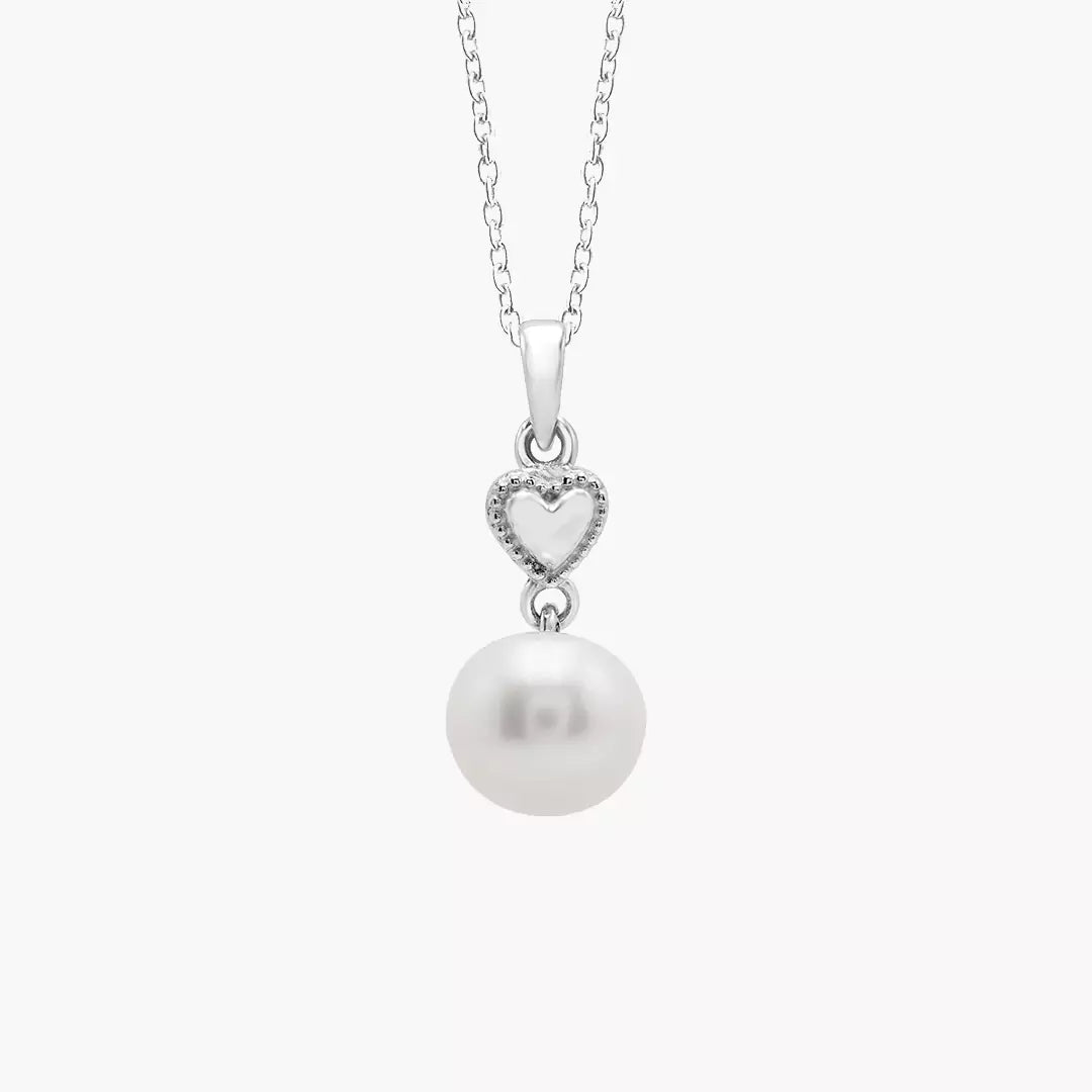 Vintage Heart Pearl Necklace