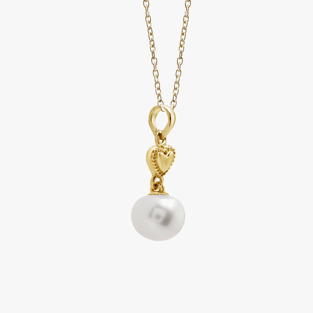 Vintage Heart Pearl Necklace